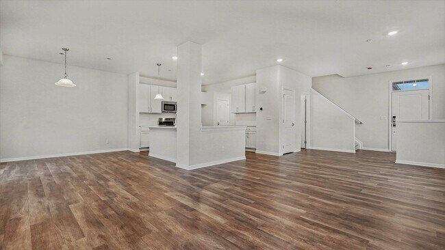 Photo - 1601 Salt Springs Dr