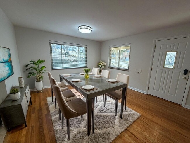 Photo - 1168 Cryer Ave