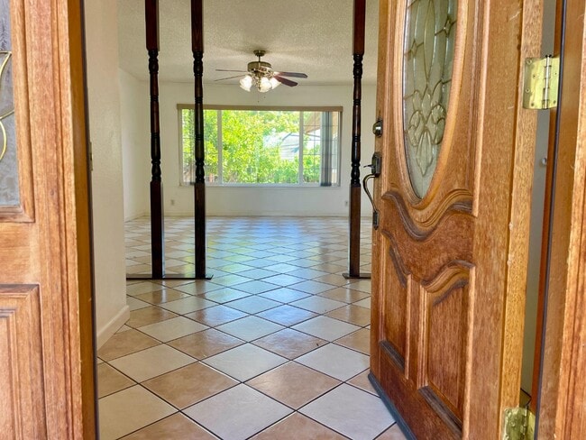 Photo - 1375 Mitchell Ln