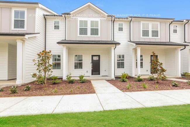 Building Photo - 228 River Rock Dr