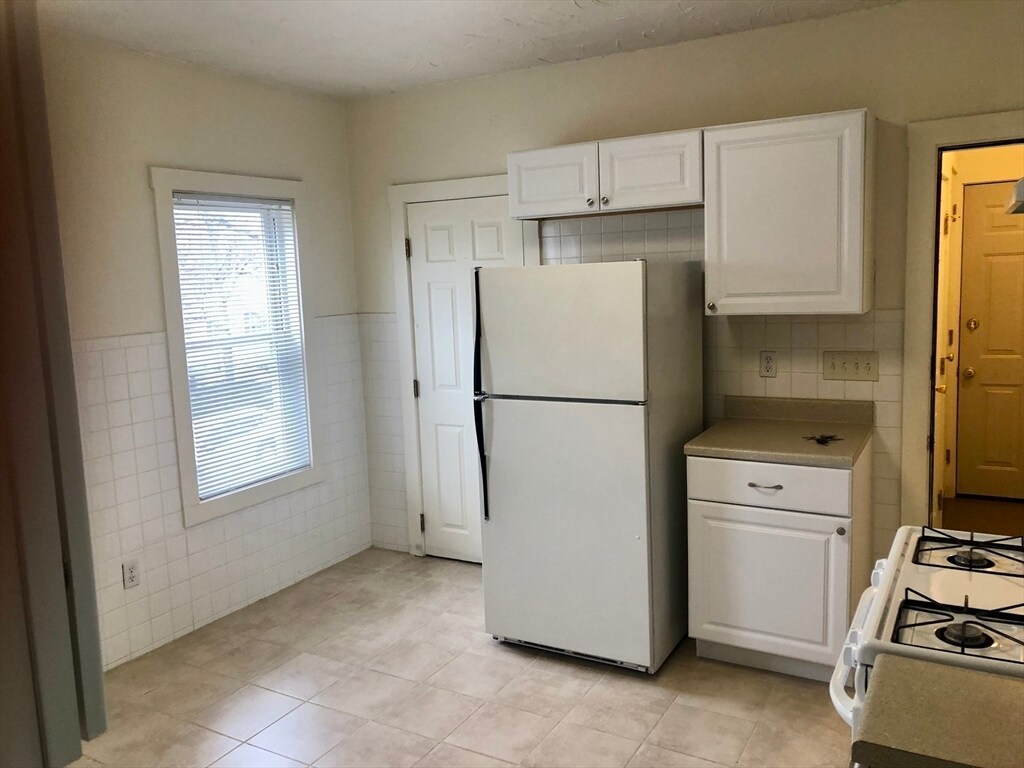 Photo - 369 Whiting Ave Unit 2