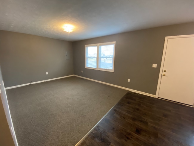 1004 Lewis Ave Unit B