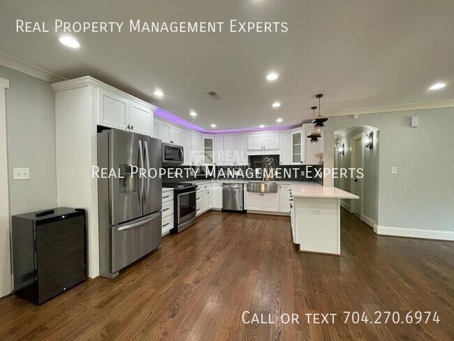 Photo - 2243 Shamrock Dr