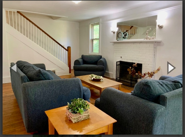 Photo - 918 Danby Rd Unit 1