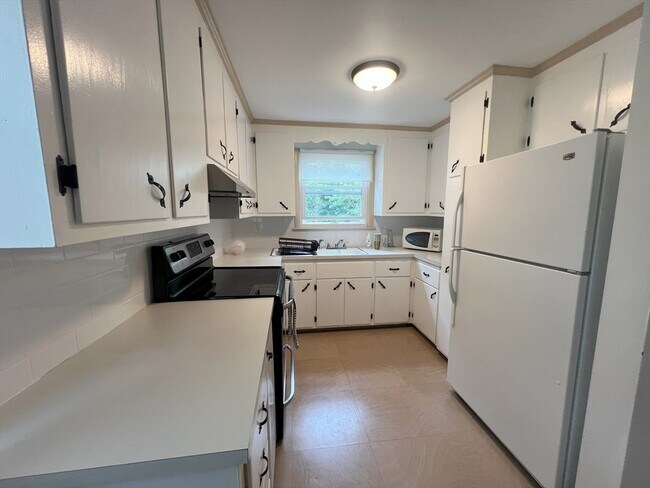Photo - 18 Cresthill Rd
