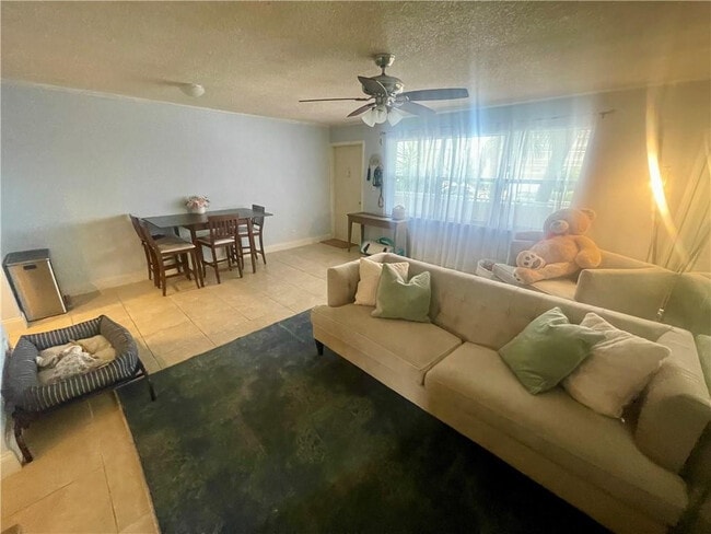 Photo - 2840 NE 14th Street Causeway Unit 210