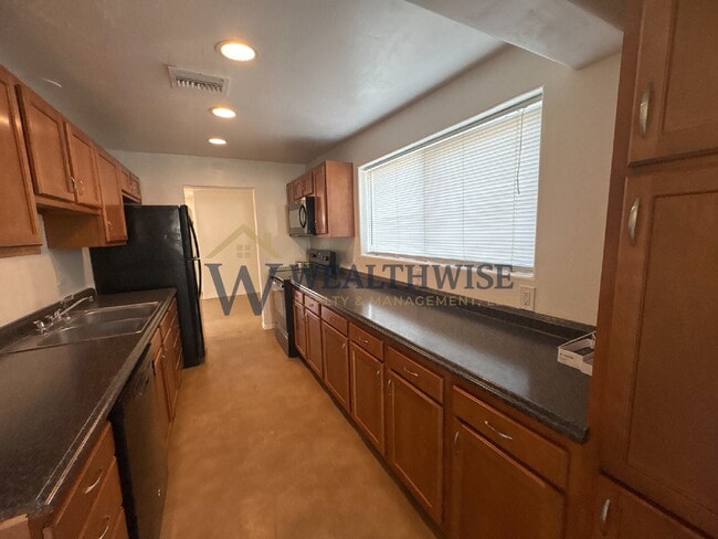 Photo - Freshly Remodeled 4 Bedroom 2 Bath Home for Rent
216 E Waverly St, Tucson, AZ 85705
$2250/ Month