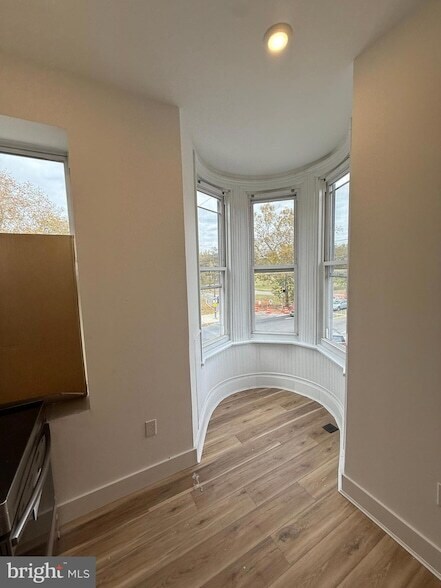 Photo - 1543 N 33rd St