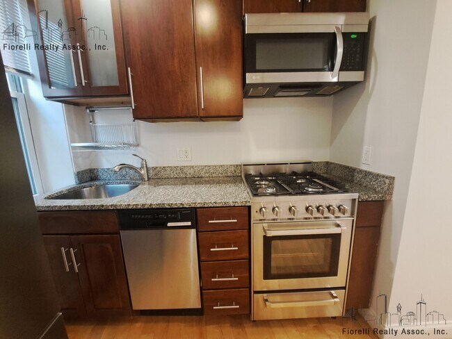 Photo - 101 Prince St Unit 9