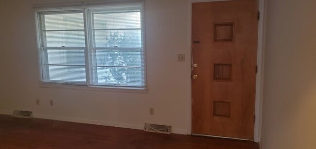 Photo - 2512-2514 Braemore Rd Unidad 2512