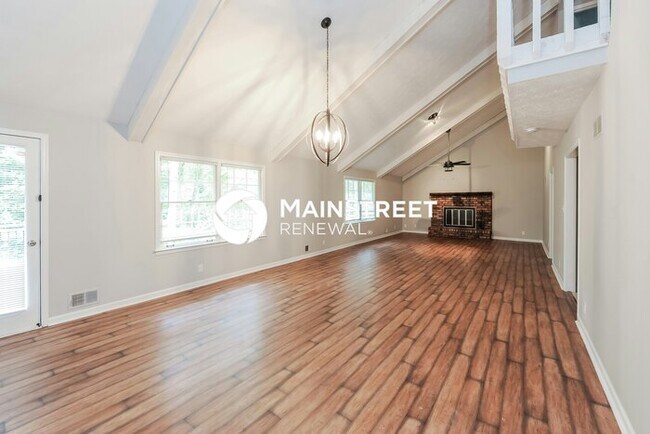 4 Bedroom Pet-Friendly Home in Lilburn, GA with Main Street Renewal