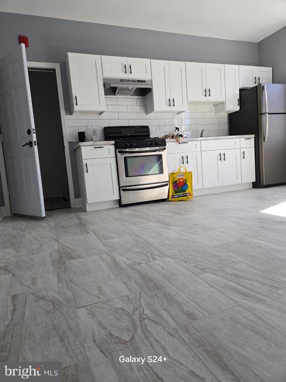 Photo - 3301 N Front St