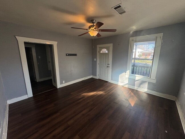 Photo - Beautiful 3 bedroom home