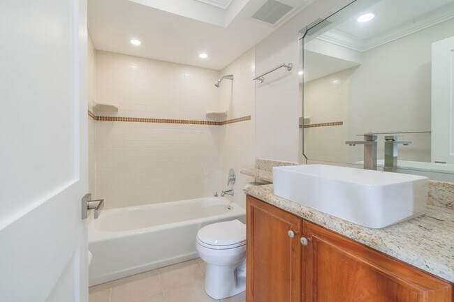 2100 N Atlantic Ave Unit 808
