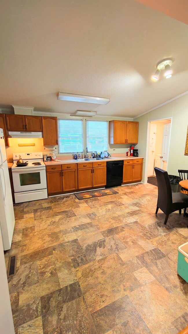 Photo - 3738 Vickery Dr Unit Room for rent maiden nc