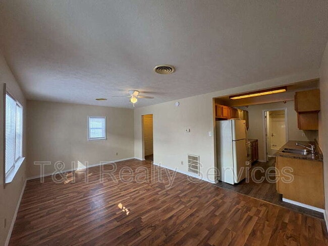 Photo - 609 1/2 South Crystal Street