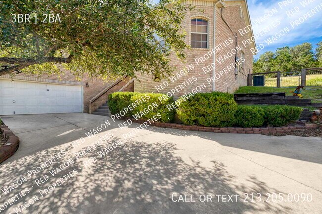Photo - 723 Sendera St