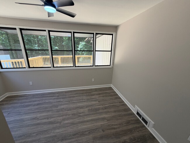 Photo - Room in House on Heritage Hills Cir