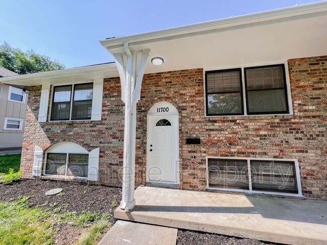 Building Photo - 11700 E 60th St Rental