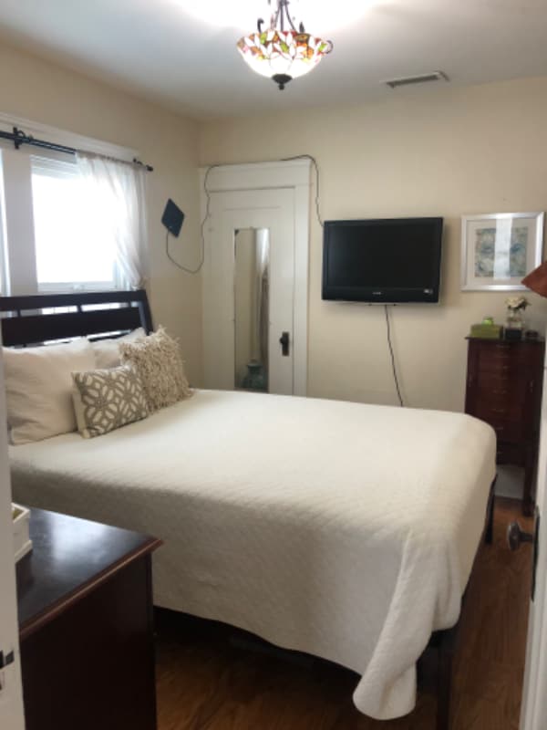 Photo - 102 S Balcom Ave Casa