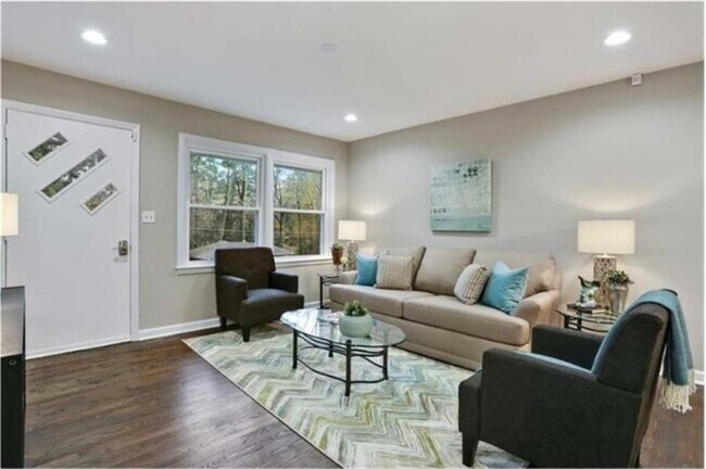 Photo - 2980 Pasadena Dr