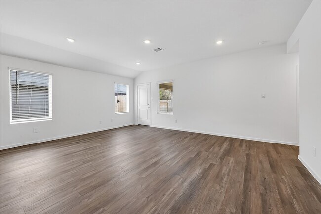 Photo - 24756 Sage Mdws Wy