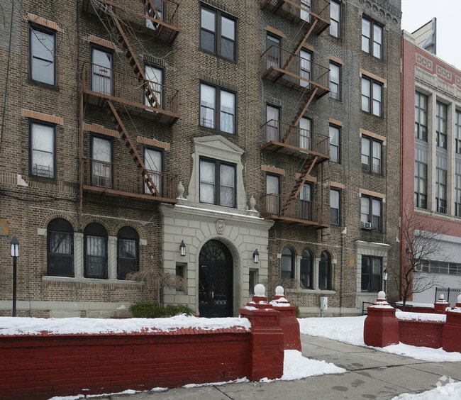 410 Eastern Parkway