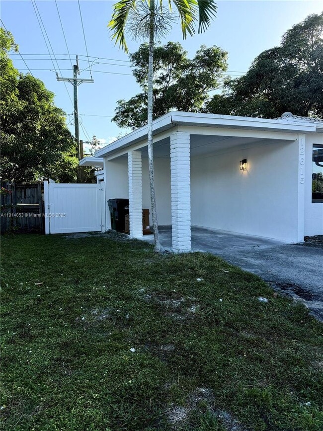 Photo - 12615 N Miami Ave