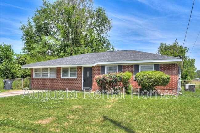 Photo - 623 Aiken St