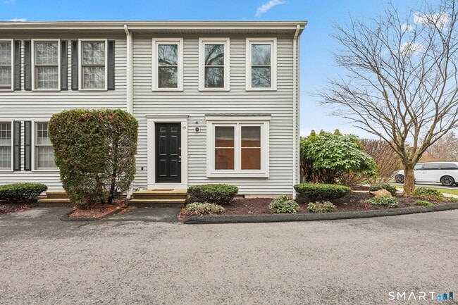 Building Photo - 65 Old Rte 79 Unit 15