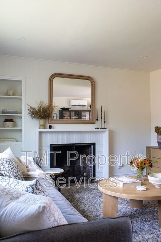 Building Photo - 2344-2346 Park Estates Dr. Unit 2346 Park Estates Dr.