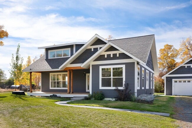 Photo - Beautiful and Spacious 3 Bed, 2.5 Bath Hom...