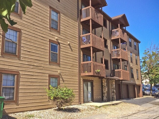 Building Photo - Ardent Woods #01 Unit 1 Rental