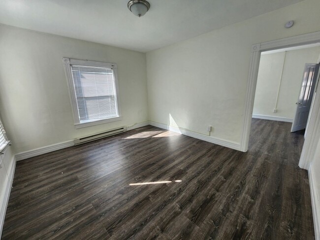 Photo - 76 Crandall St Unit B