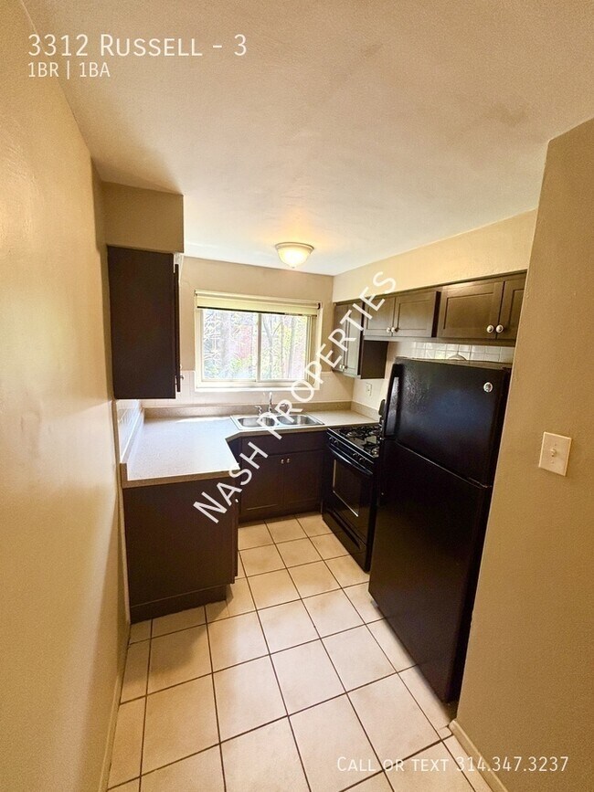 Photo - 3312 Russell-3 Unit 3