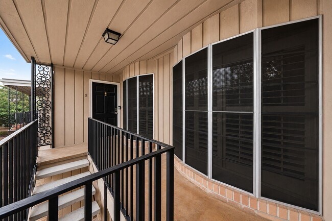 Photo - 2615 Marilee Ln Unit 2