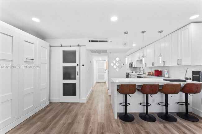 Photo - 100 Lincoln Rd Unit 301