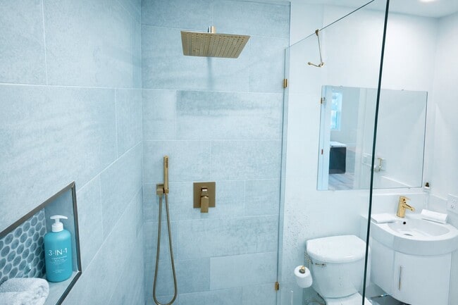Photo - 617 Riverview Blvd Unit 3