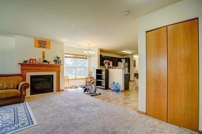 Photo - 252 S Musket Ridge Dr