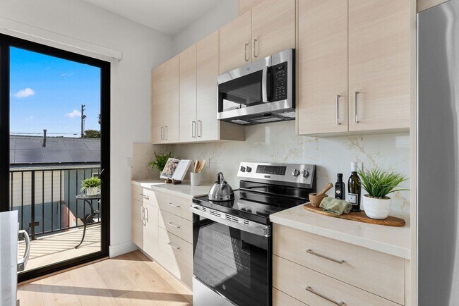 6946 Glidden St Unit 6946 - 203