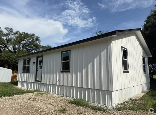 Building Photo - "Charming 2-Bed, 2-Bath Retreat in Lott, T... Rental