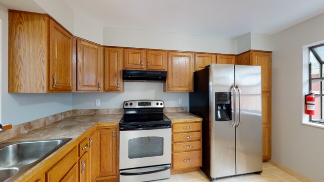 Photo - 440 W Rockrimmon Blvd