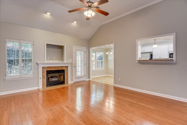 Photo - 1348 Wendell Ln