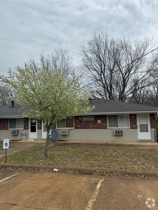 Building Photo - 5838 Stieren Dr Unit 5838-48 Rental