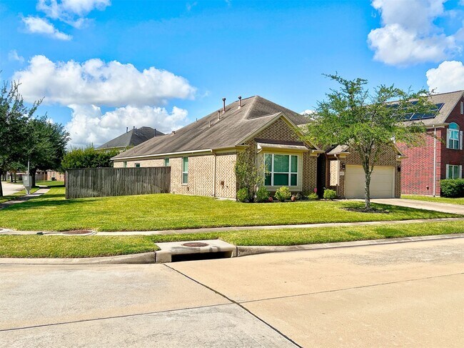 Building Photo - 19003 Piper Hill Ln