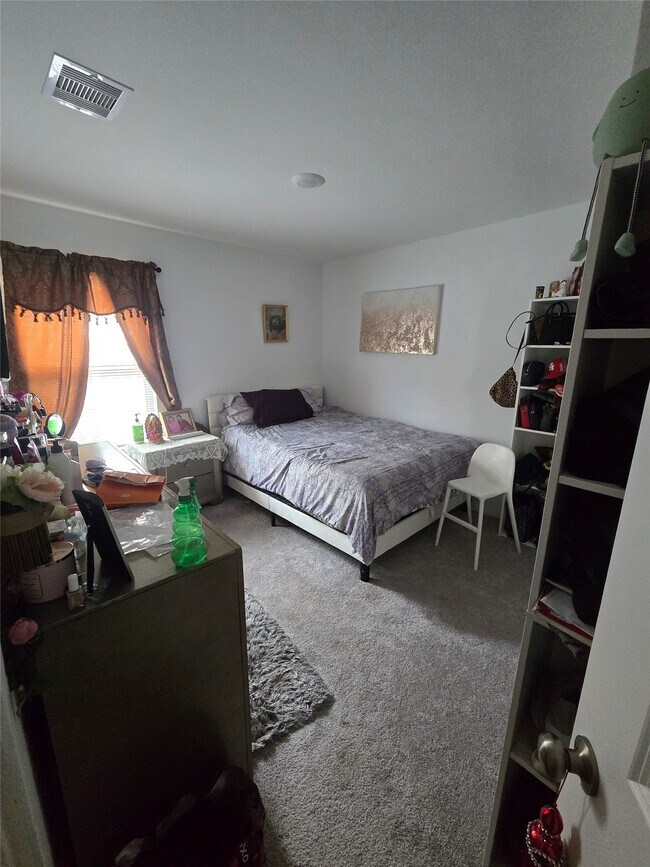Photo - 22559 Serviceberry Br Ct