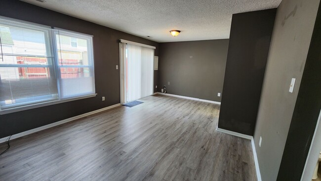 Photo - Nice 2-Story Townhome, Centrally located i...