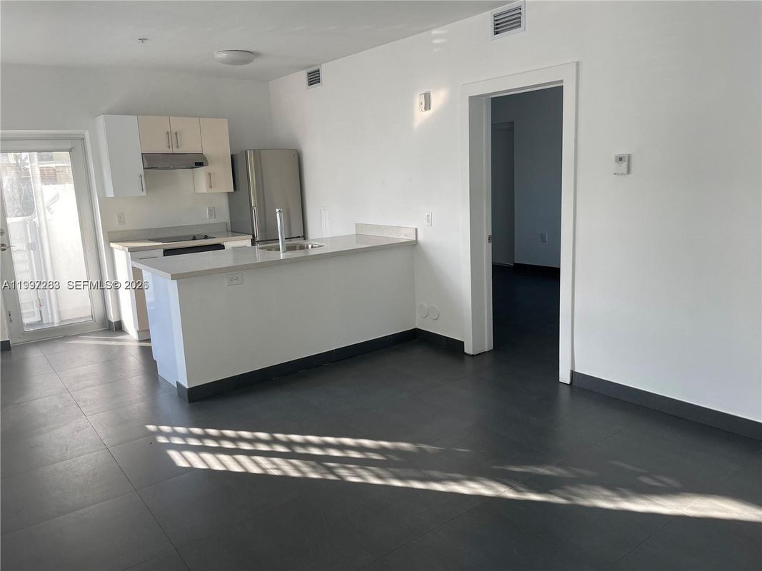 Photo - 1600 Euclid Ave