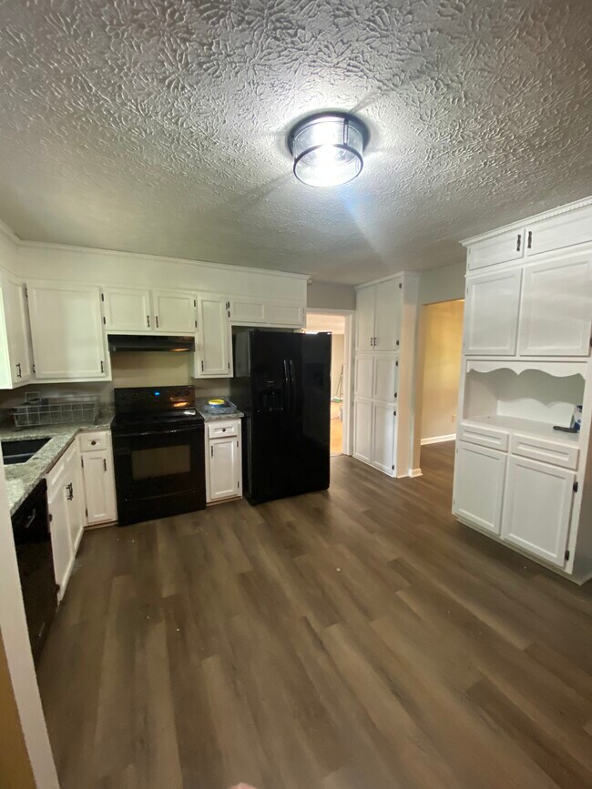 Photo - 1823 Grider Pond Rd