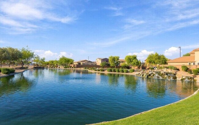 Photo - Gilbert 5-Bedroom Home with Pool, Loft & Primary Suite Downstairs – Minutes from Gilbert Regional...